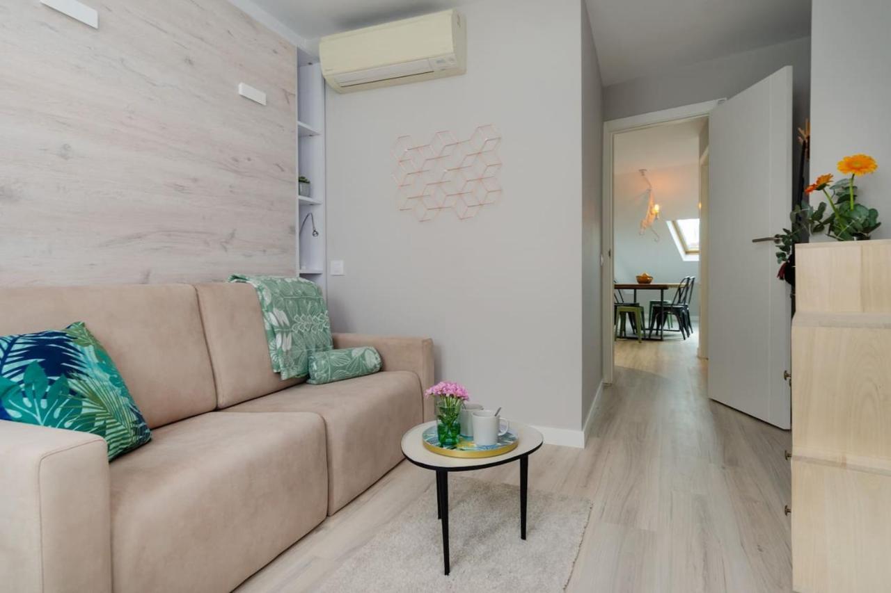 Precioso ático con terraza en el centro de Madrid Amazing penthouse in Madrid Center Apartamento Exterior foto